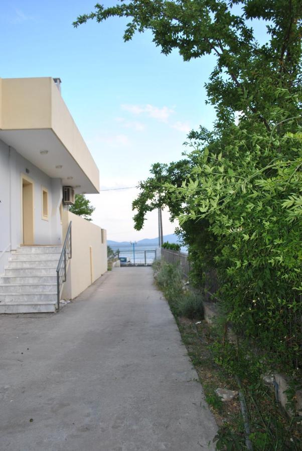 Artemis - Marina Apartments Evia المظهر الخارجي الصورة