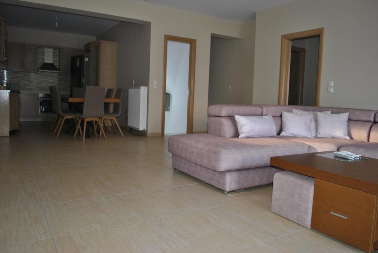 Artemis - Marina Apartments Evia المظهر الخارجي الصورة