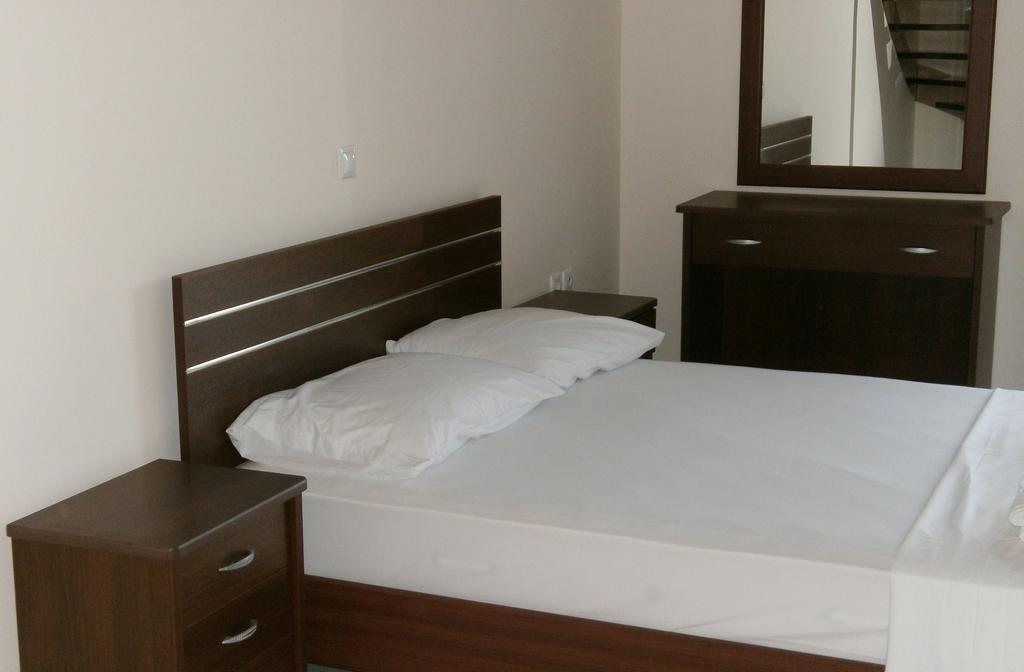 Artemis - Marina Apartments Evia الغرفة الصورة